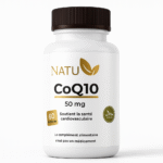 Flacon blanc de complément alimentaire NATU CoQ10 50 mg, 60 gélules, soutien de la santé cardiovasculaire, présenté sur fond blanc minimaliste.